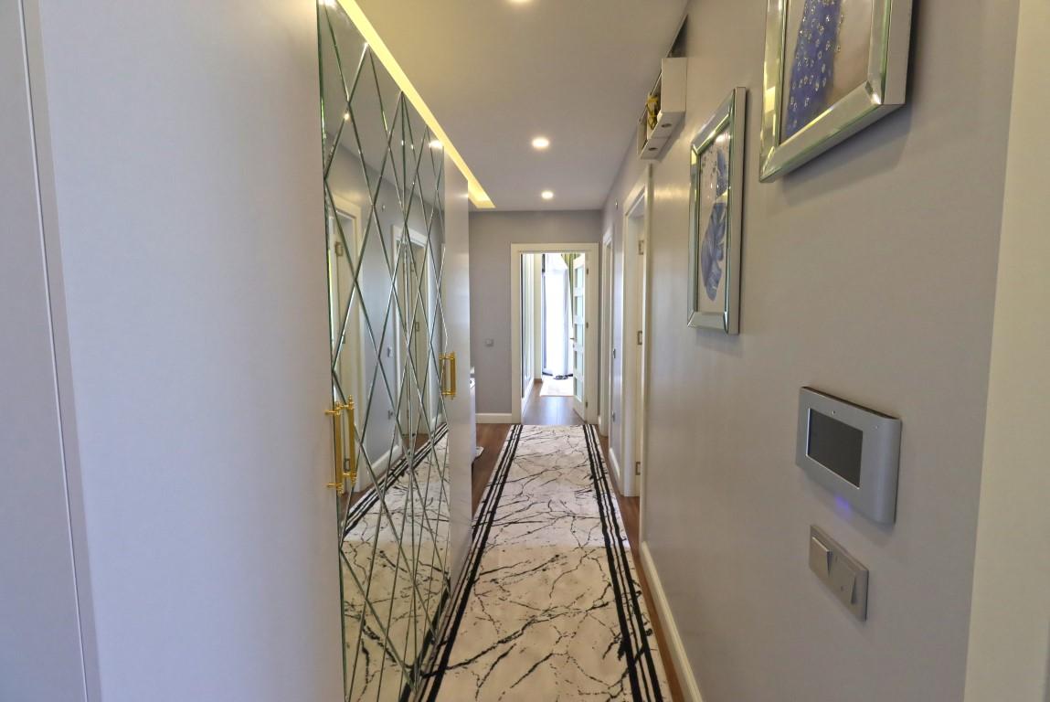 MAY2305 - Photo 18