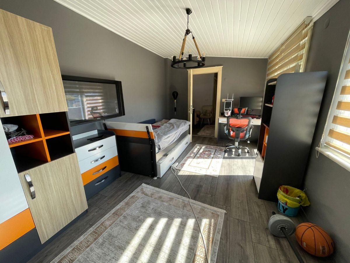 MAY2257 - Photo 16