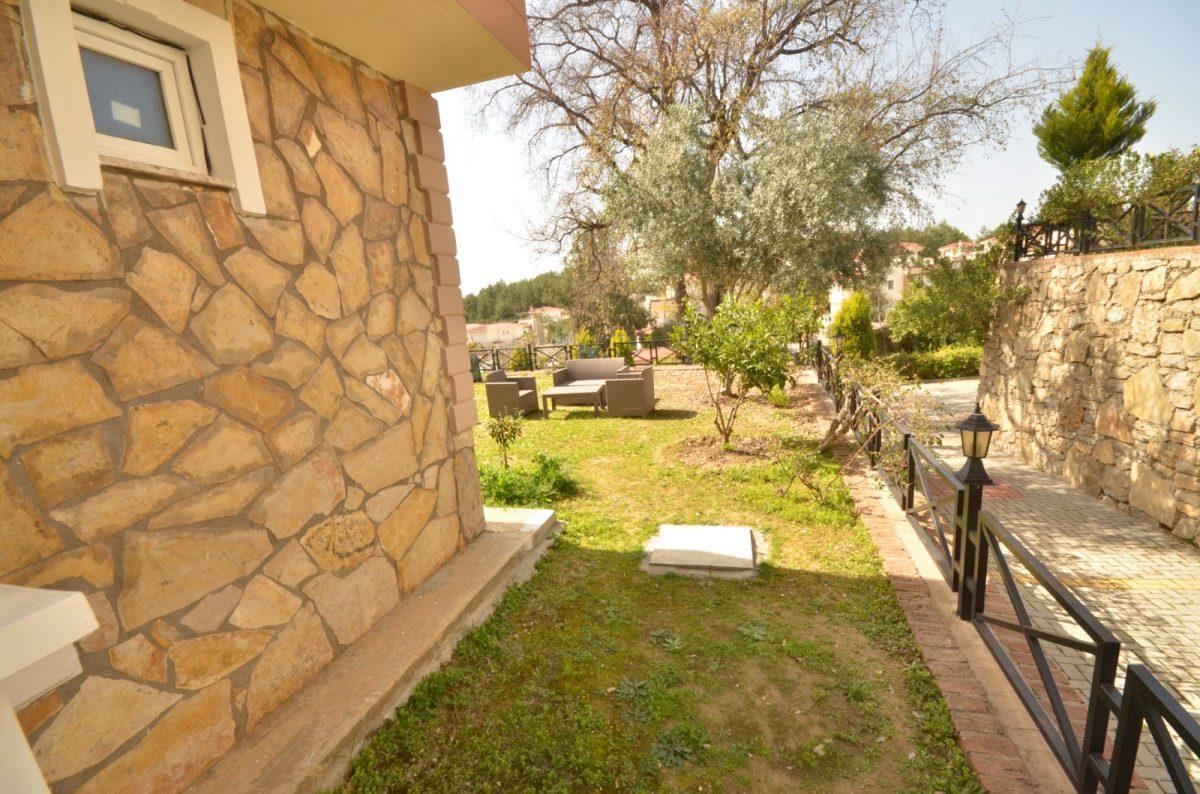MAY2301 - Photo 7