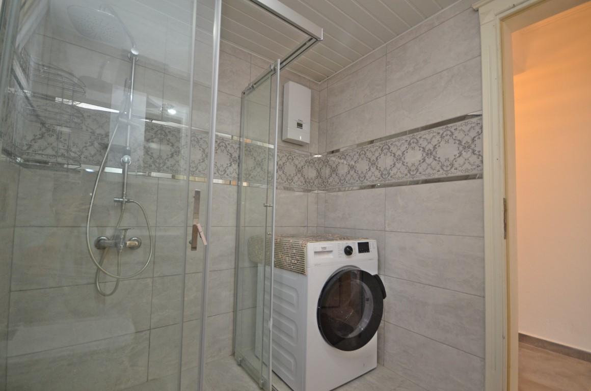 MAY2380 - Photo 12
