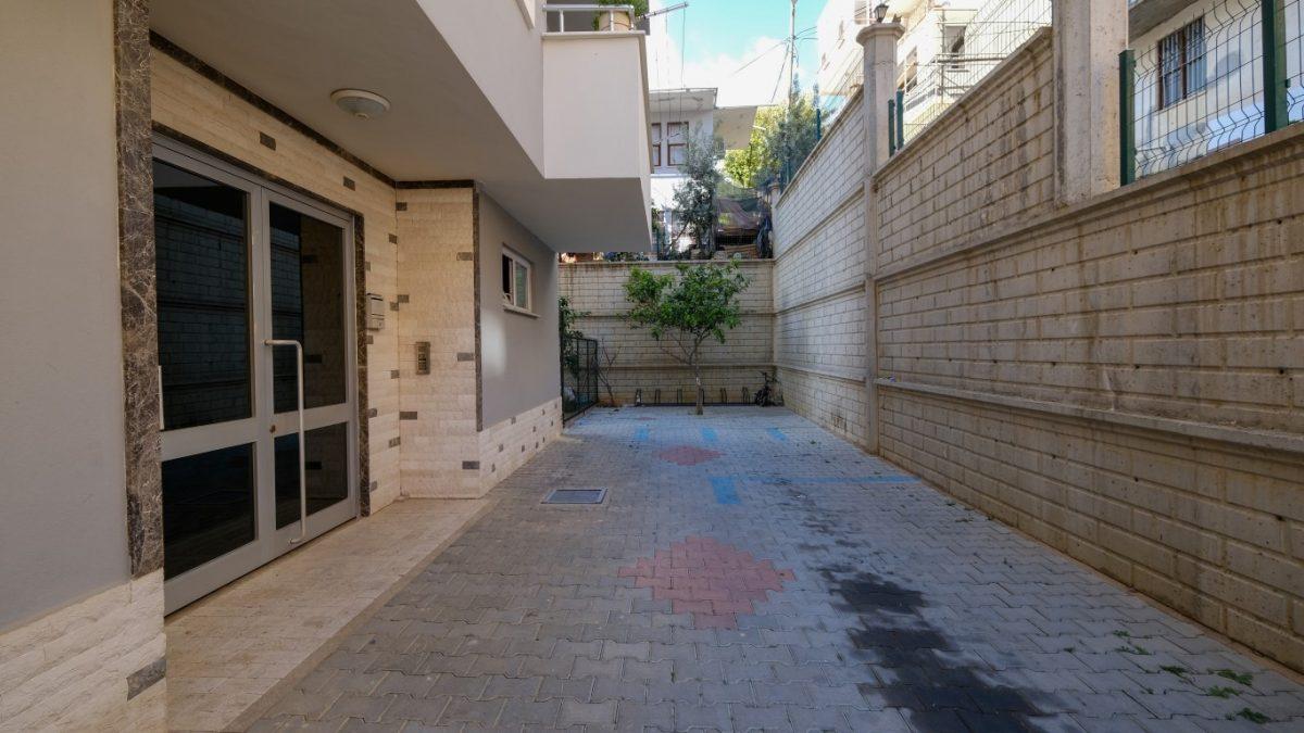 MAY2420 - Photo 6
