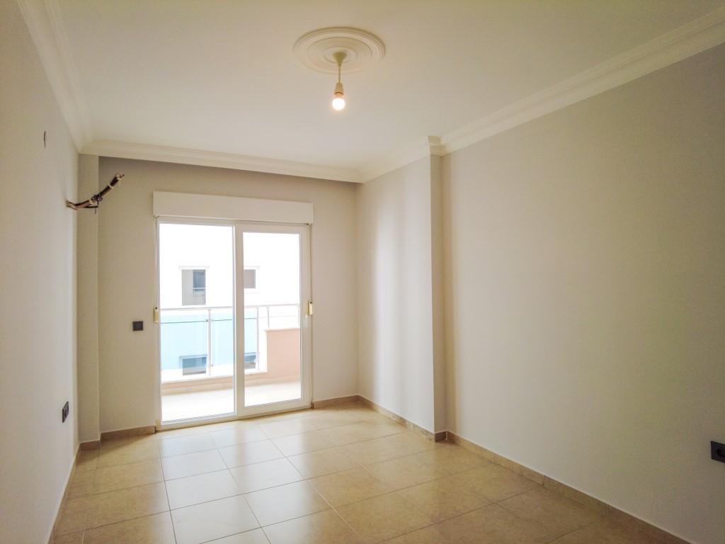 MAY2499 - Photo 14