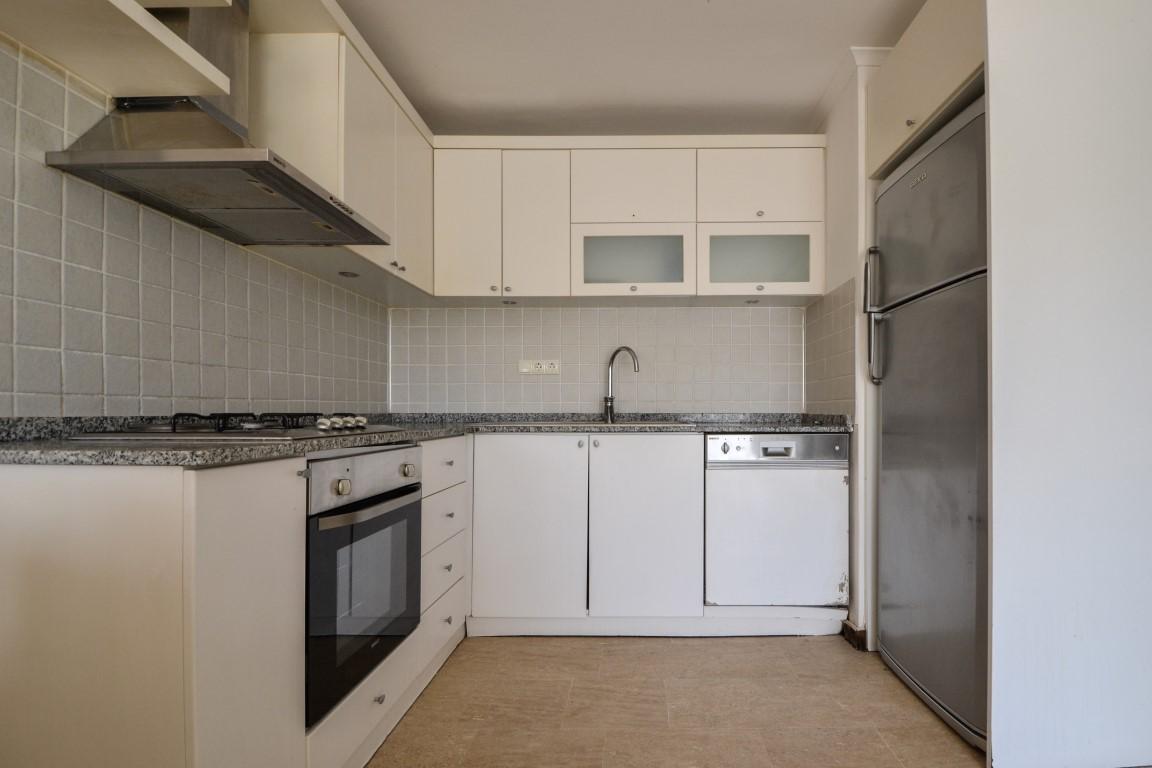 MAY2477 - Photo 13