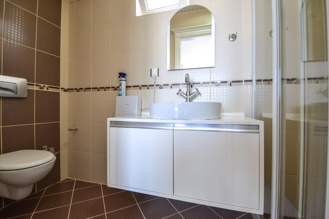 MAY2471 - Photo 27