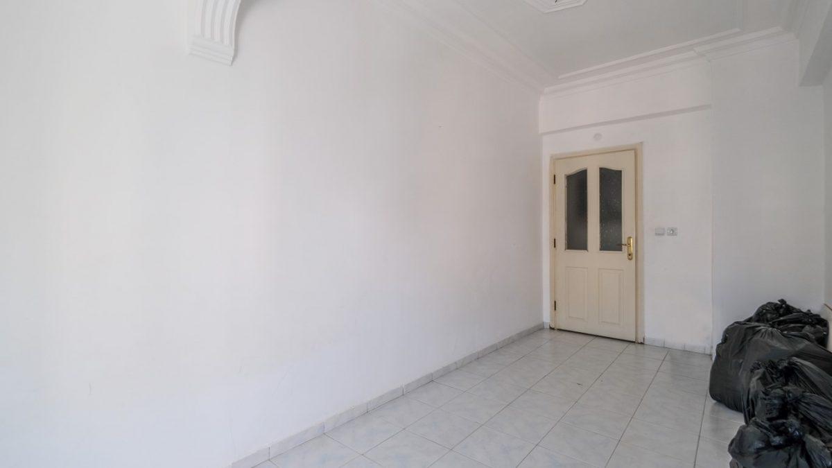 MAY2467 - Photo 12