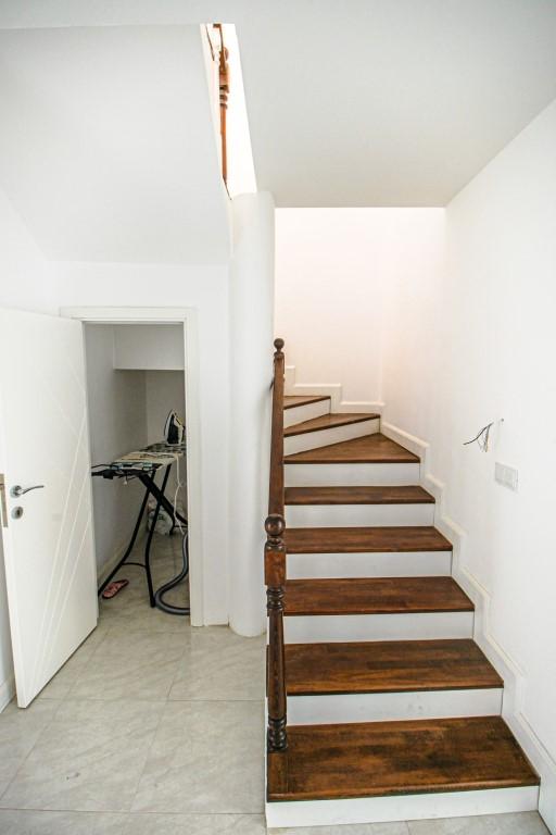 MAY2494 - Photo 28