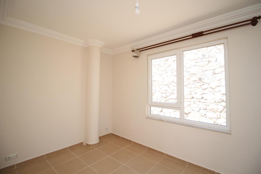 MAY2396 - Photo 20