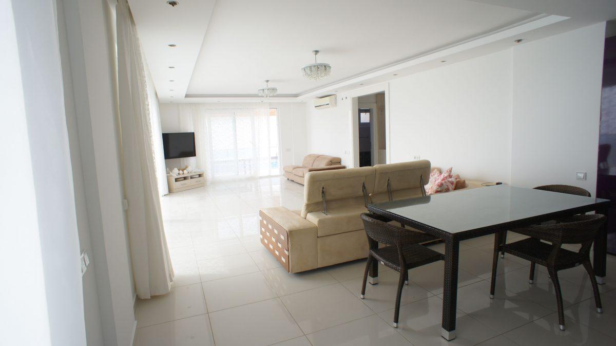 MAY2431 - Photo 15