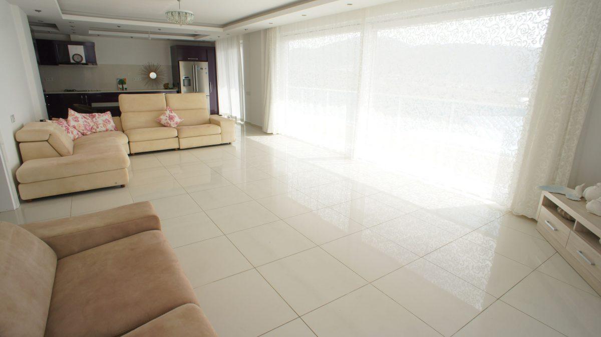 MAY2431 - Photo 16