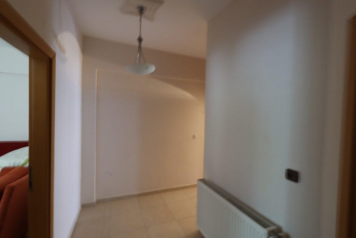 MAY2363 - Photo 20