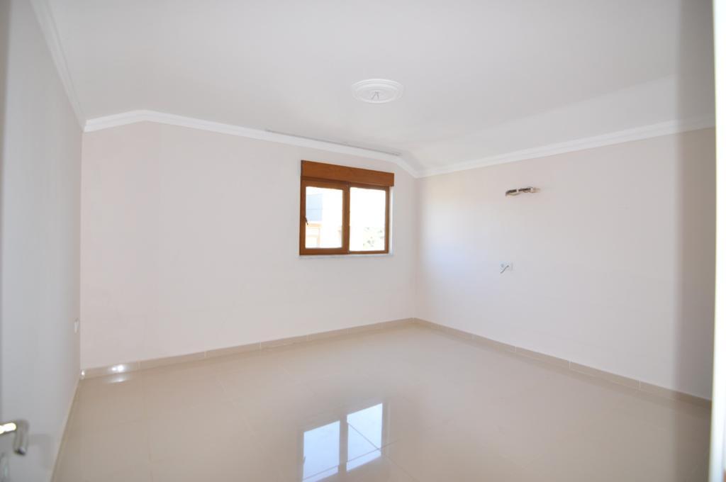MAY2383 - Photo 29