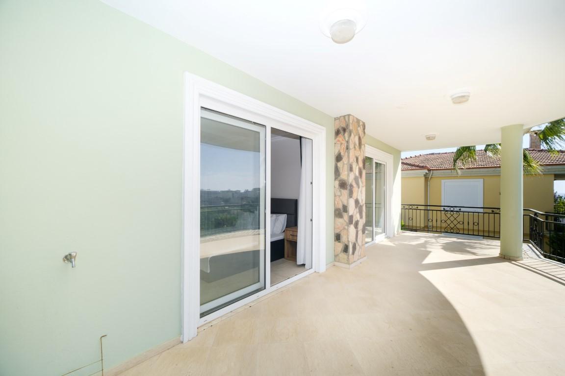 MAY2595 - Photo 35