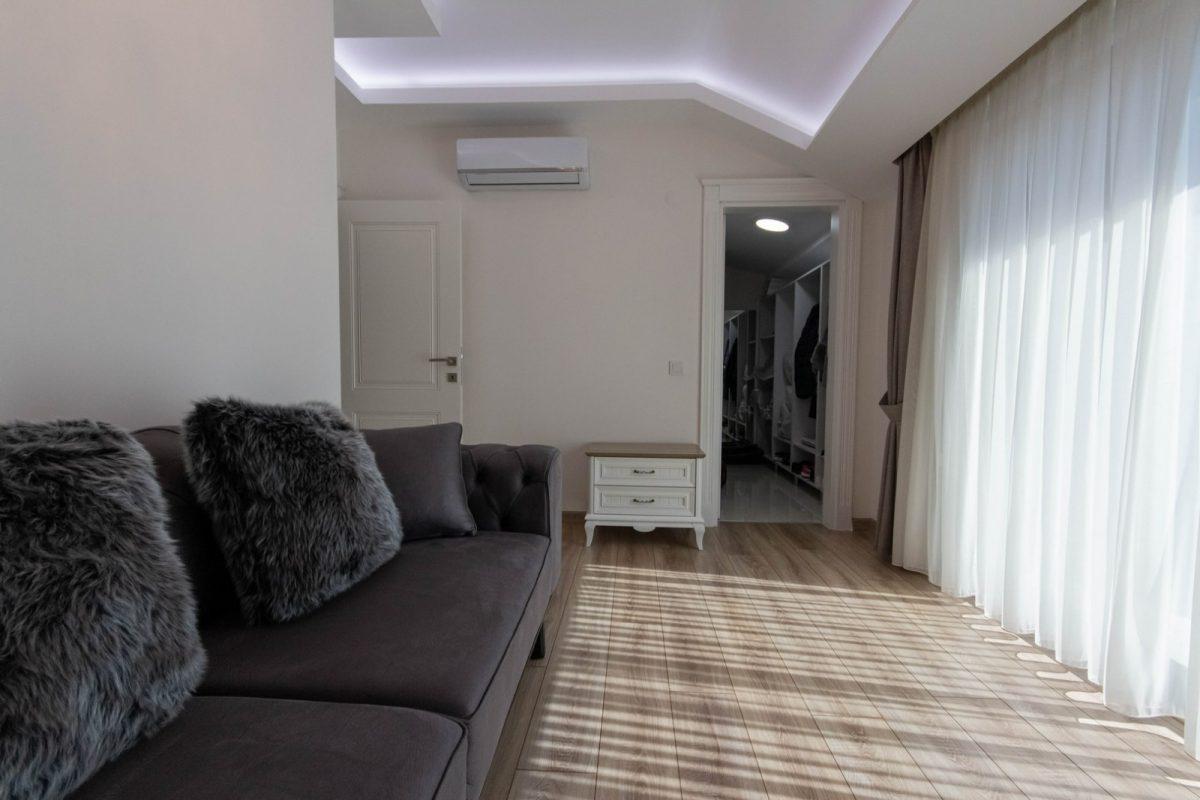 MAY2565 - Photo 54