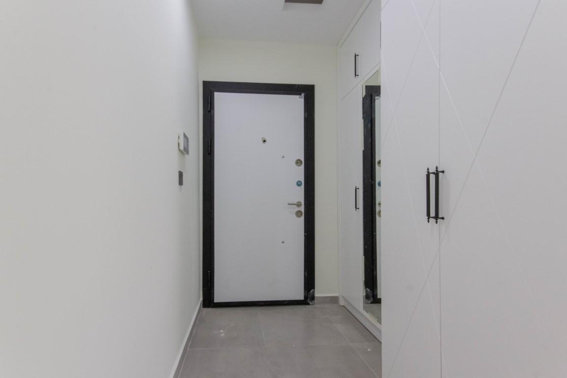 MAY2569 - Photo 18
