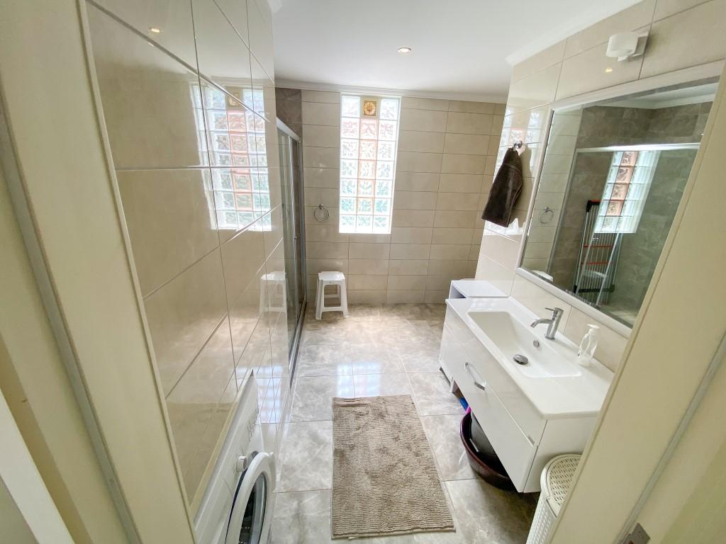 MAY2649 - Photo 22
