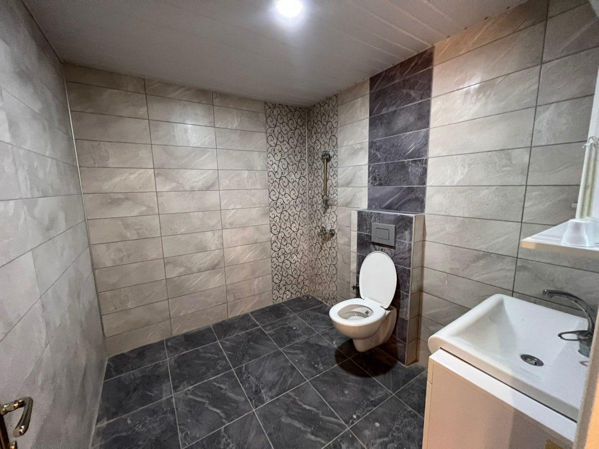 MAY2555 - Photo 22