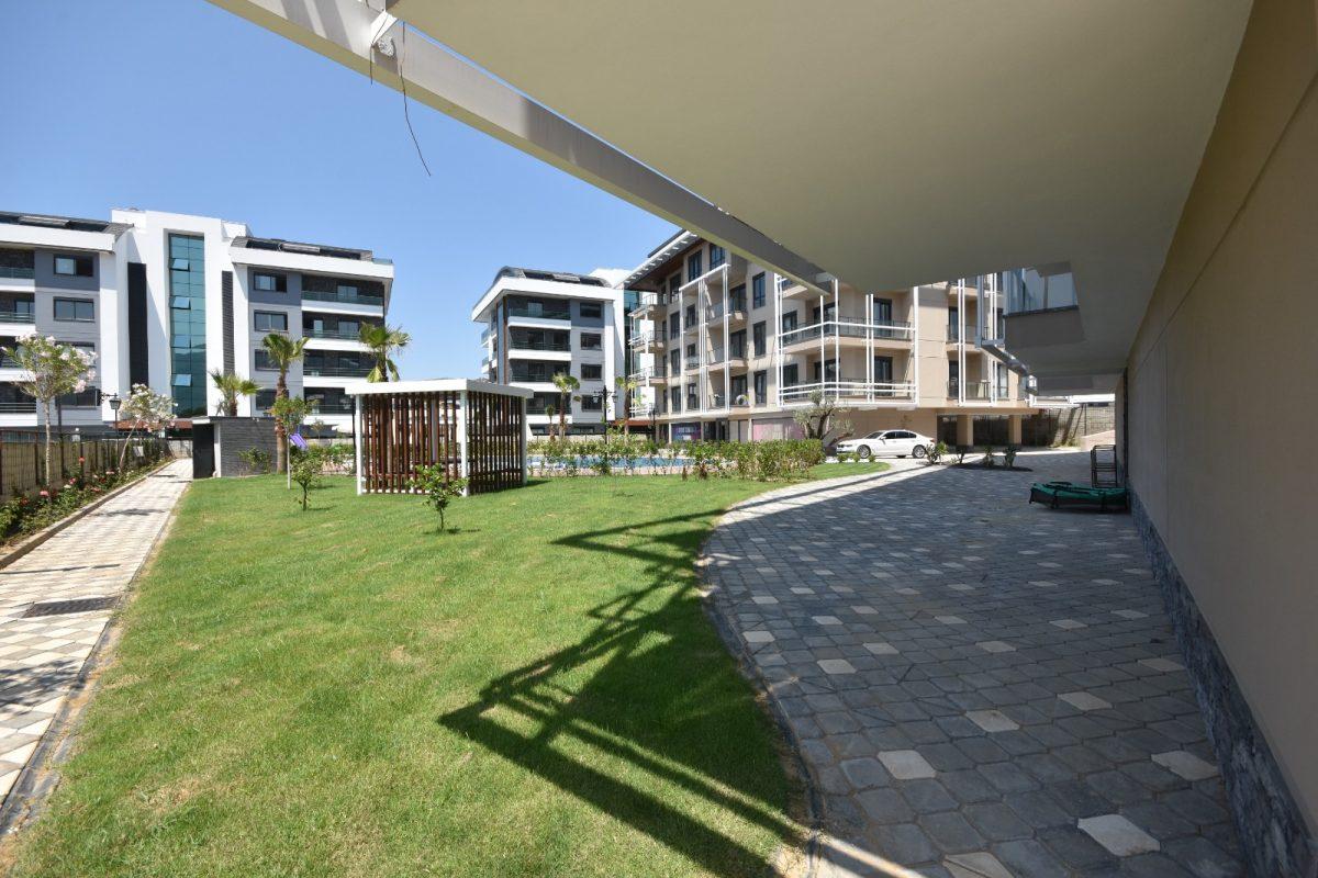 MAY2554 - Photo 8