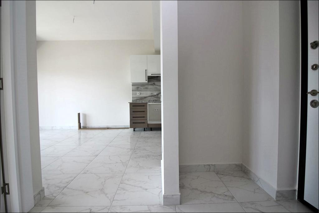 MAY2532 - Photo 8