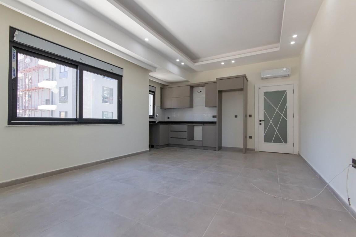 MAY2569 - Photo 22