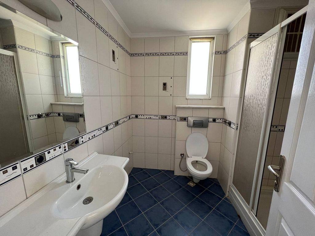 MAY2575 - Photo 24