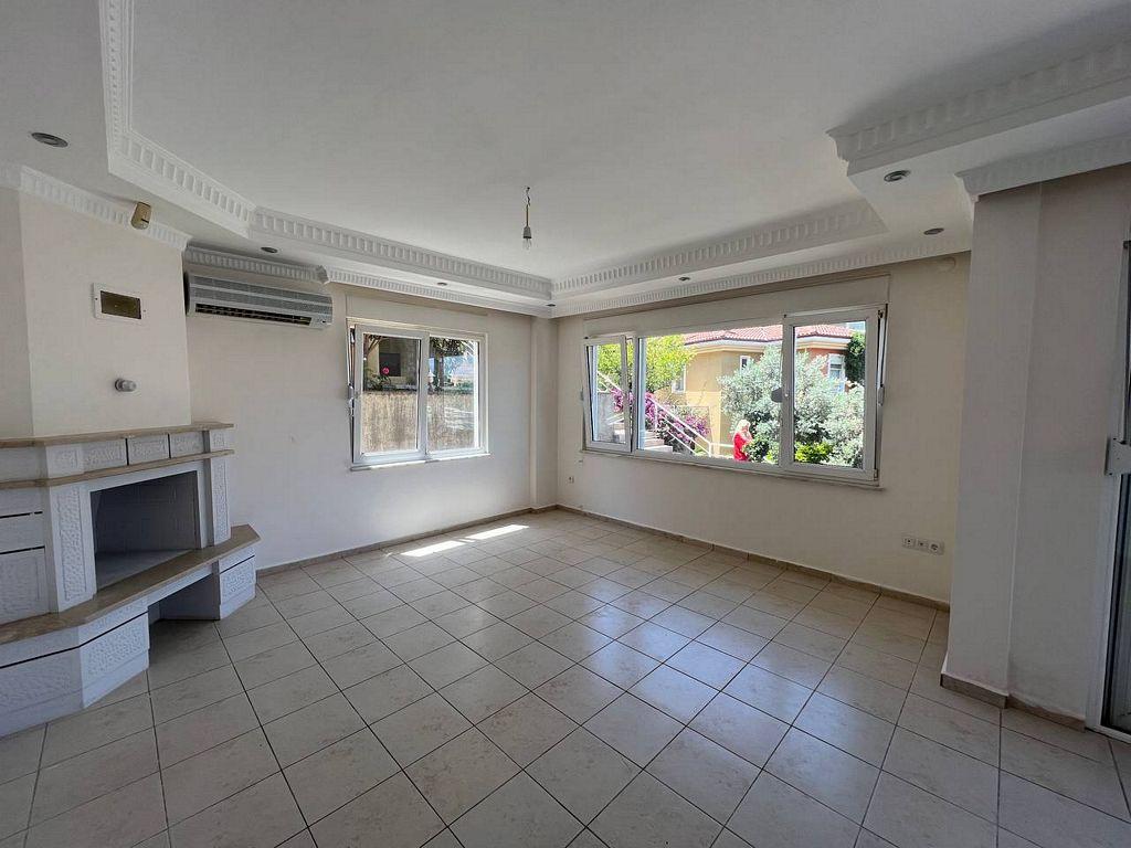 MAY2575 - Photo 13