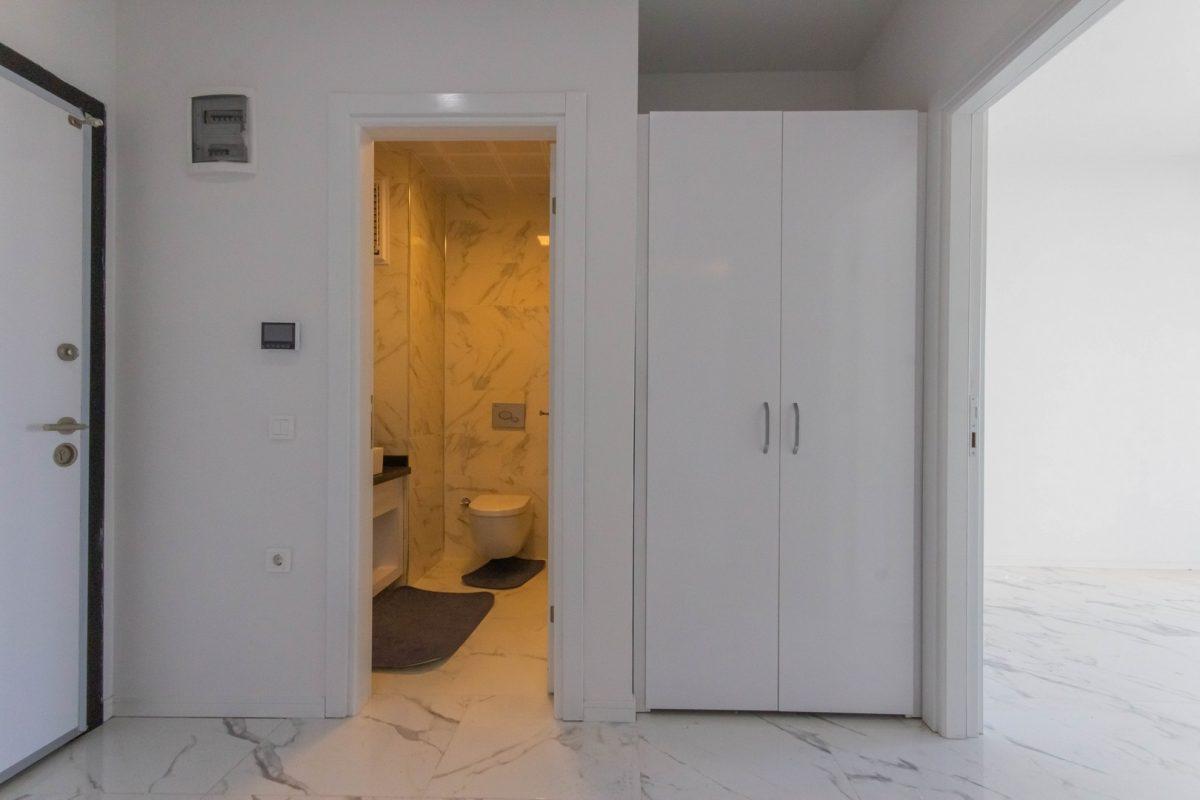 MAY2560 - Photo 16