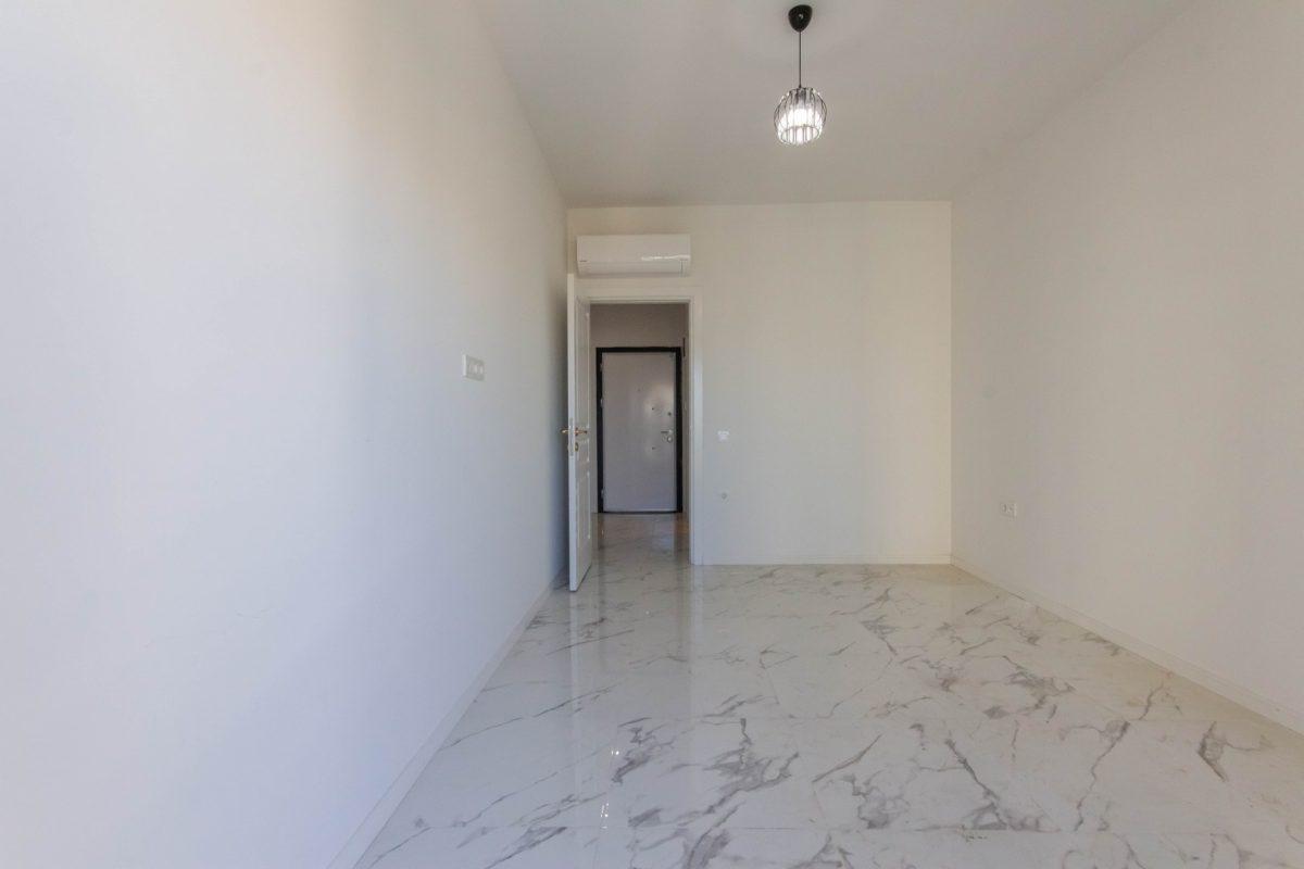 MAY2560 - Photo 22