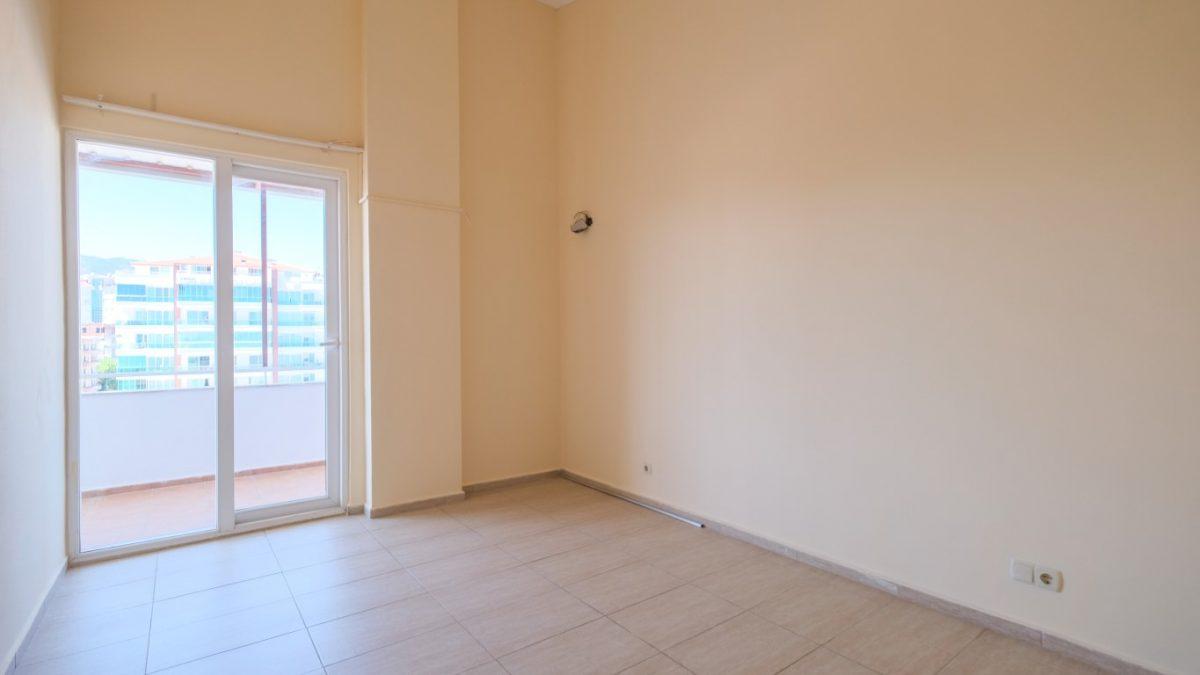 MAY2637 - Photo 33