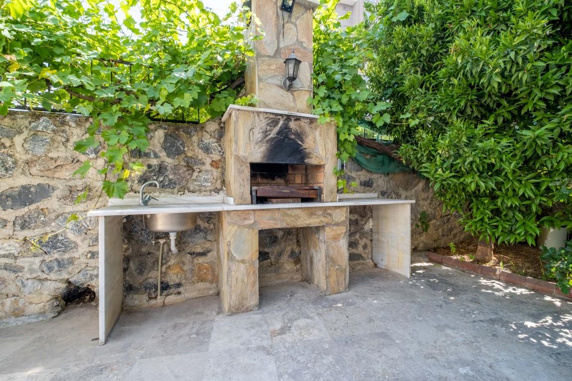 MAY2503 - Photo 12
