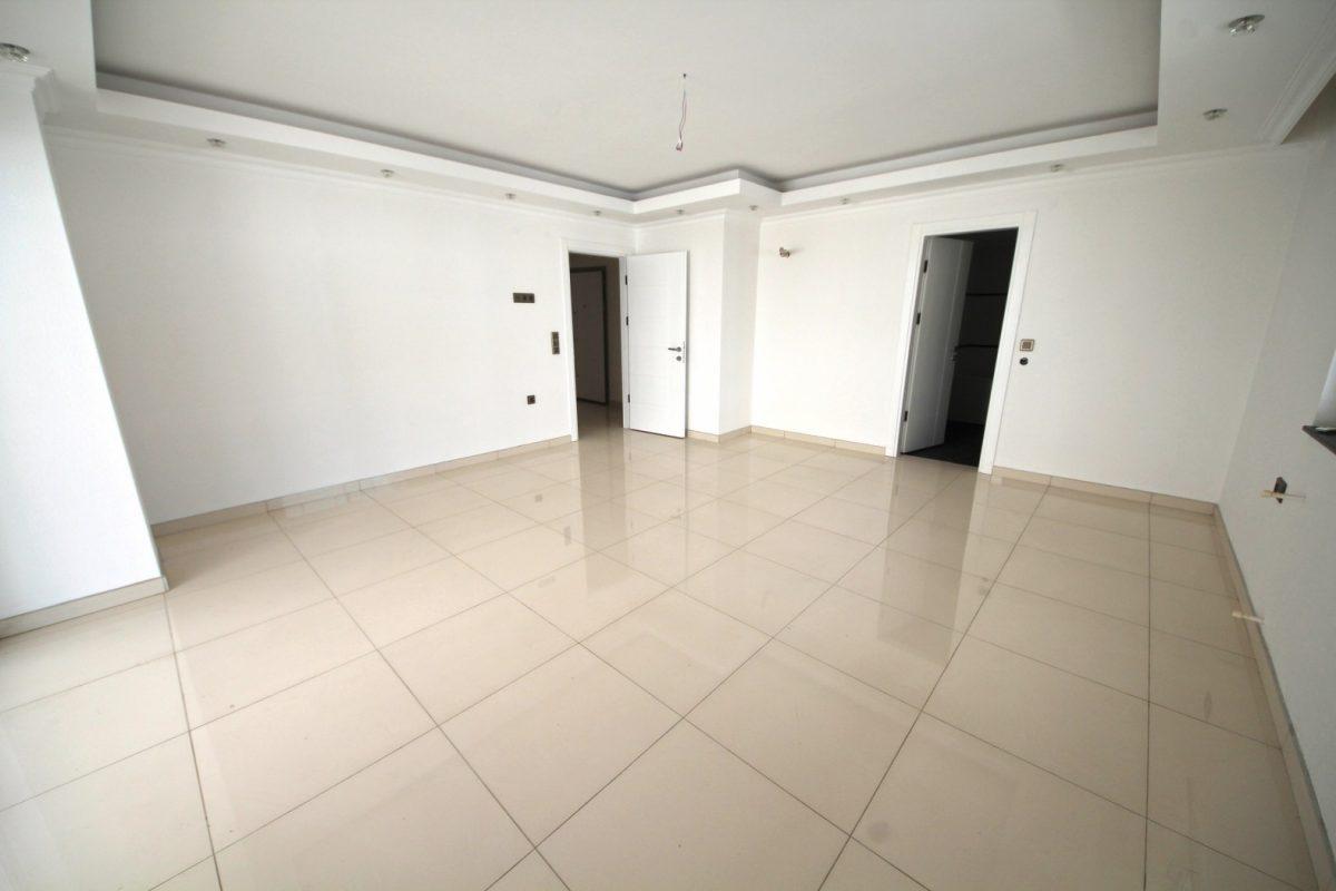 MAY2540 - Photo 12