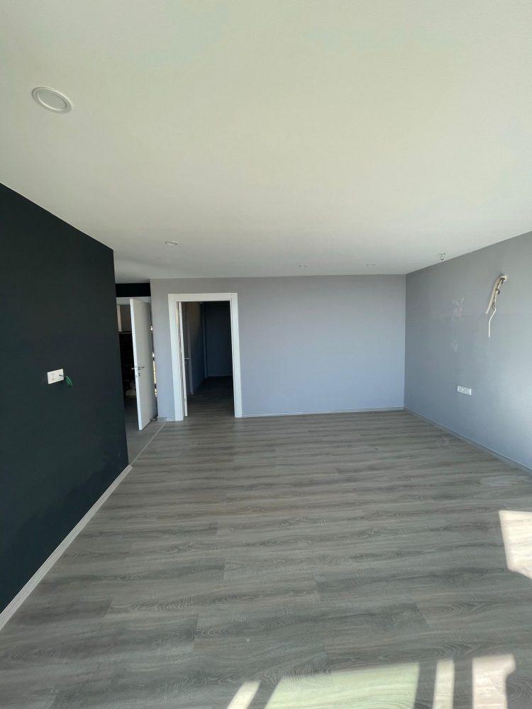 MAY2537 - Photo 25
