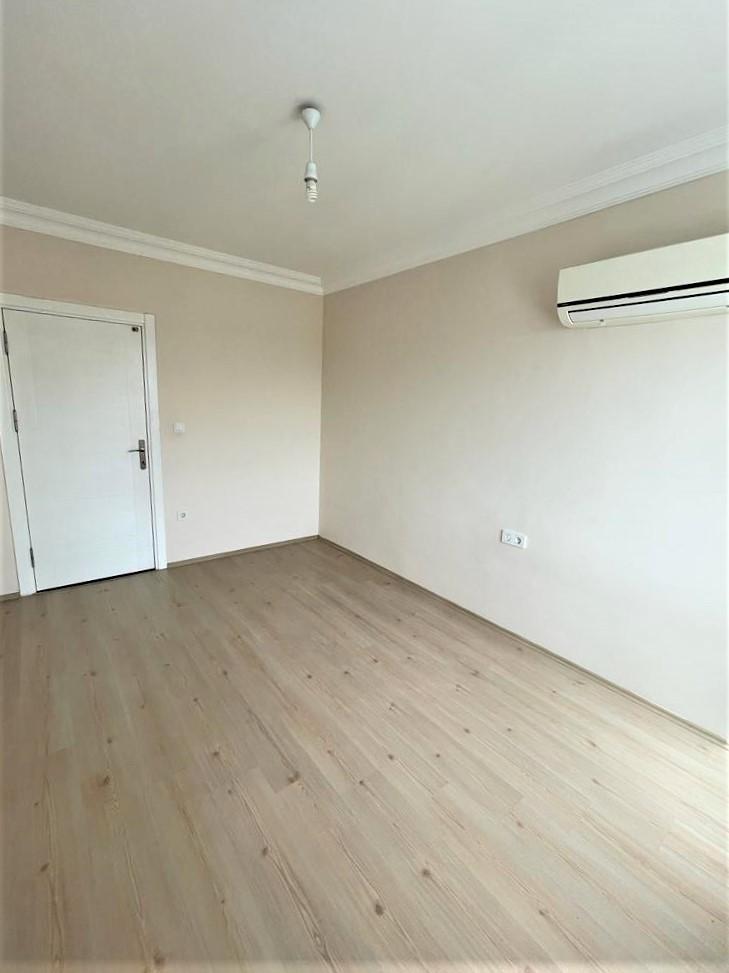 MAY2541 - Photo 12