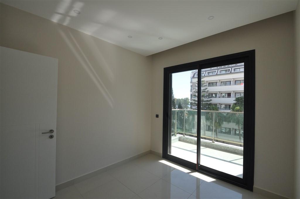 MAY2806 - Photo 16