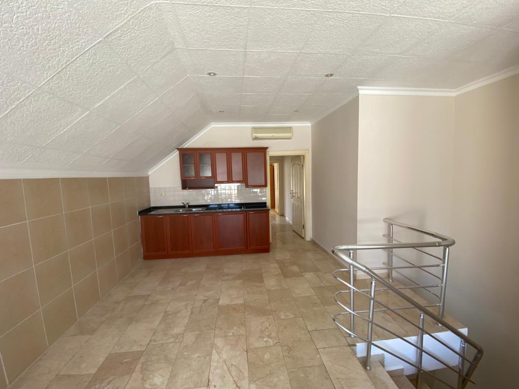 MAY2749 - Photo 12