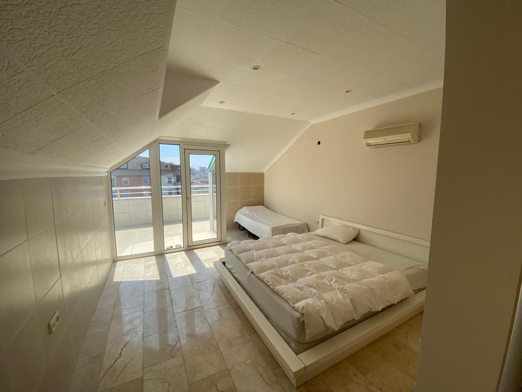 MAY2749 - Photo 16