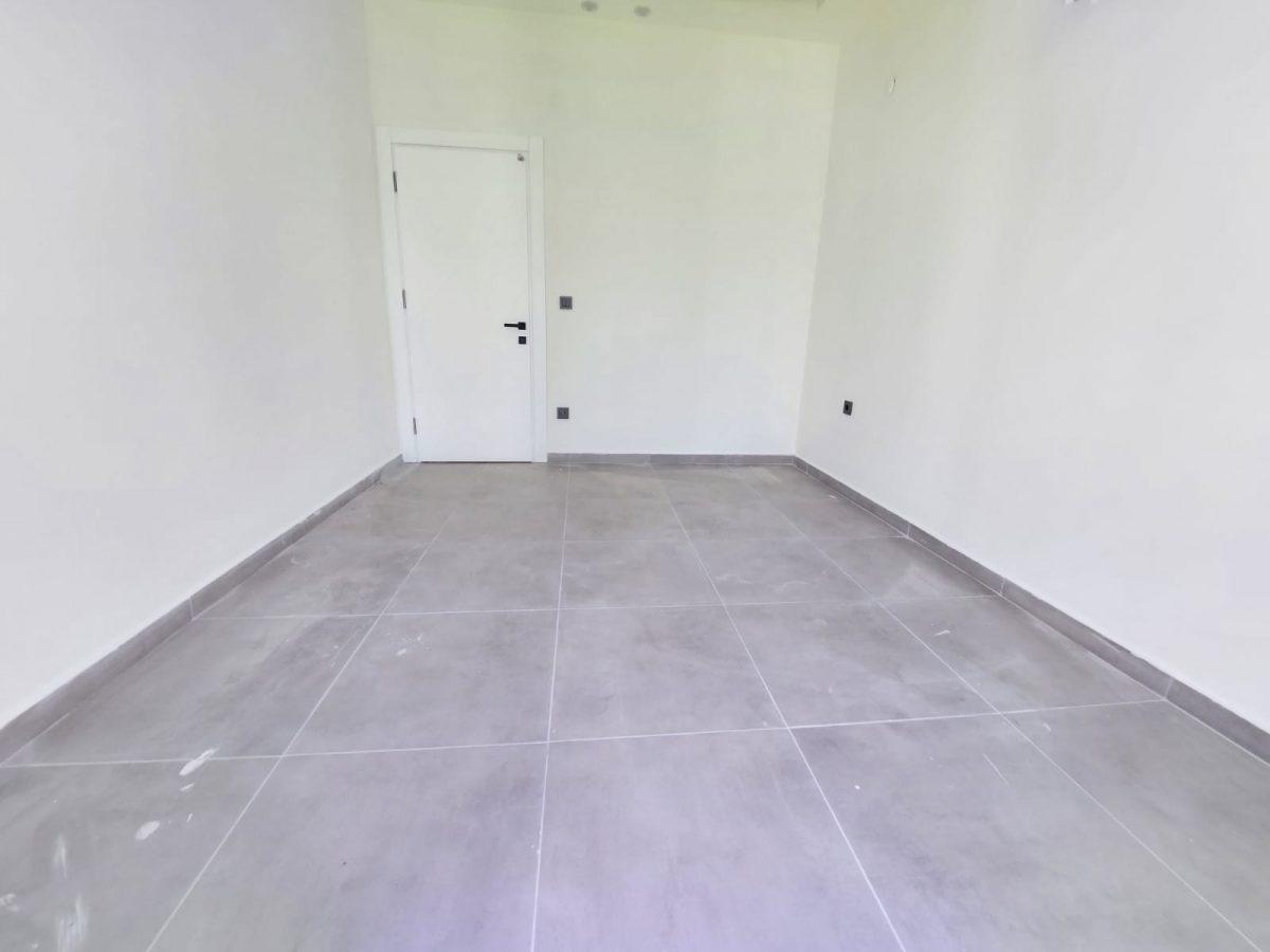 MAY2683 - Photo 17
