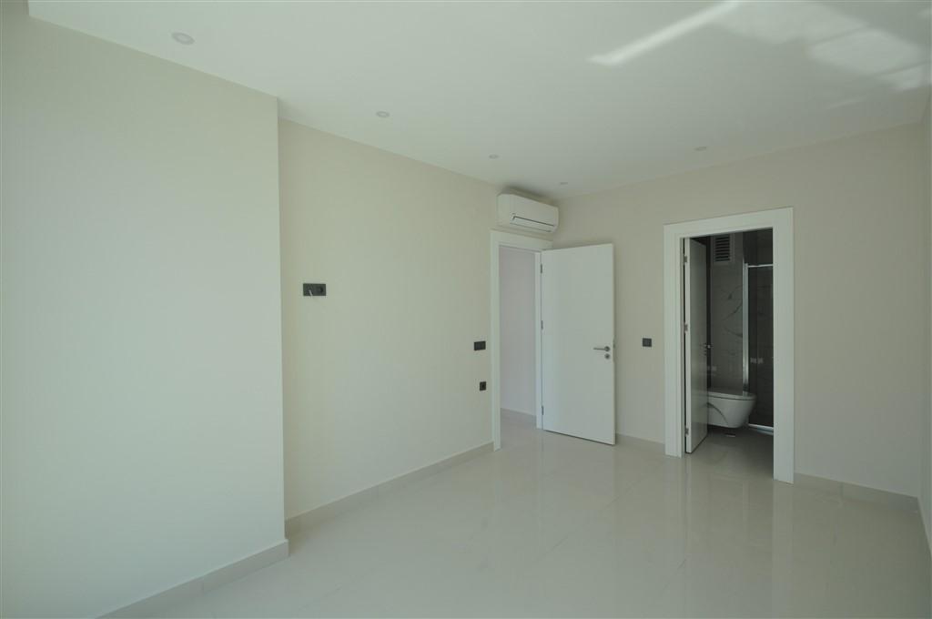 MAY2806 - Photo 13