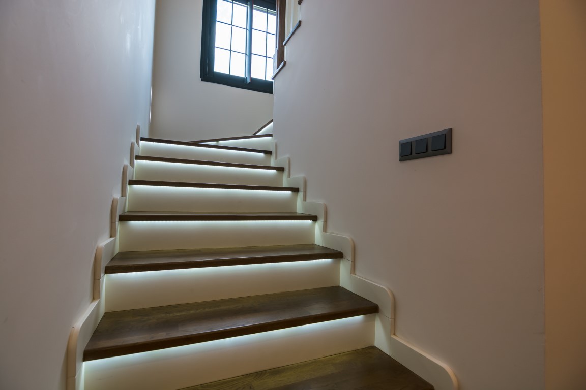 MAY2691 - Photo 25
