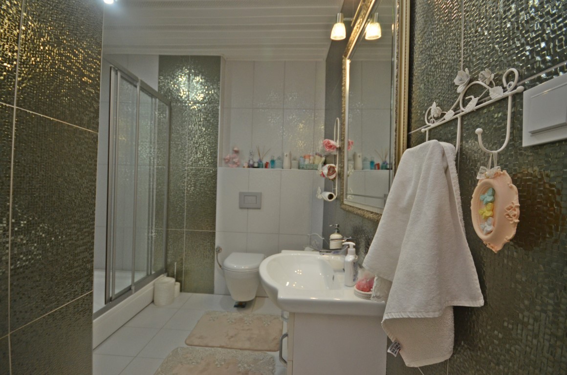 MAY2695 - Photo 19