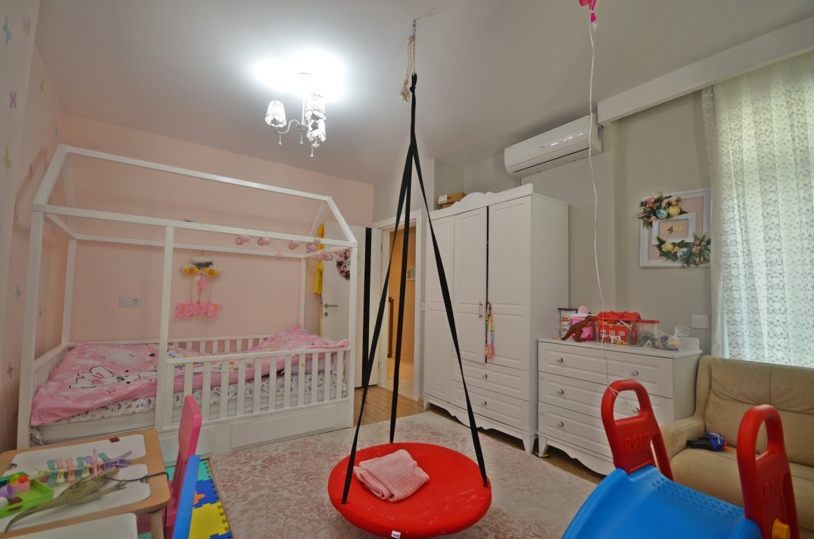 MAY2695 - Photo 28