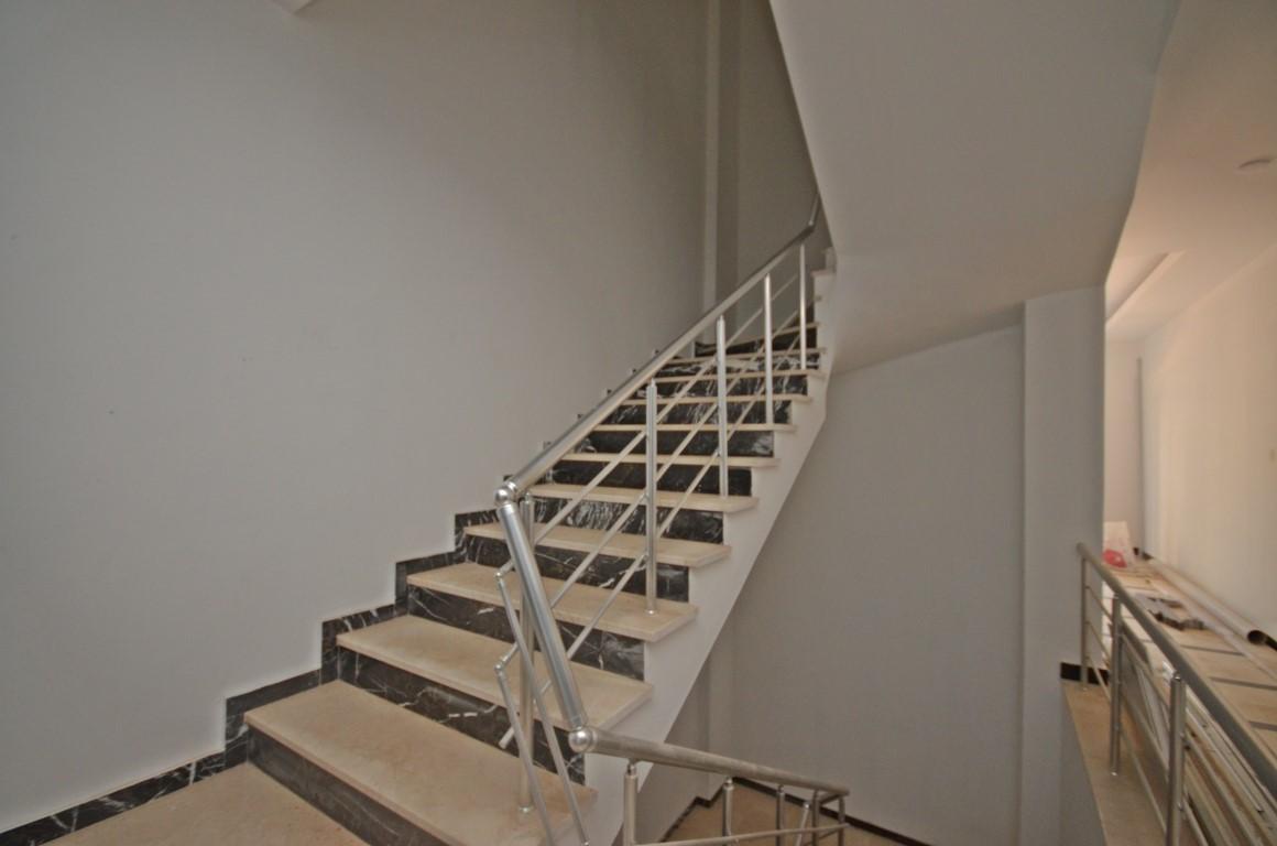 MAY2699 - Photo 6