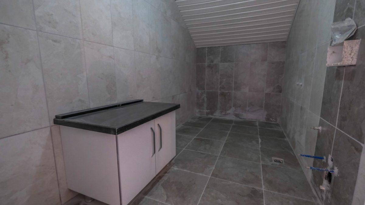 MAY2678 - Photo 16