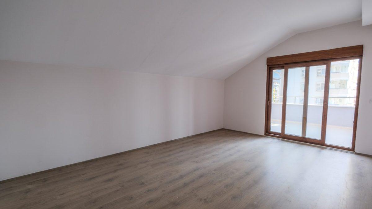 MAY2678 - Photo 21