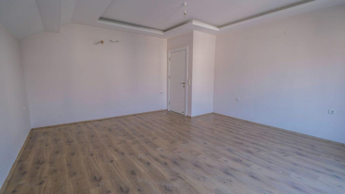 MAY2679 - Photo 18