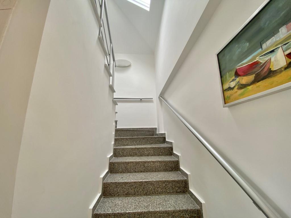 MAY2748 - Photo 19