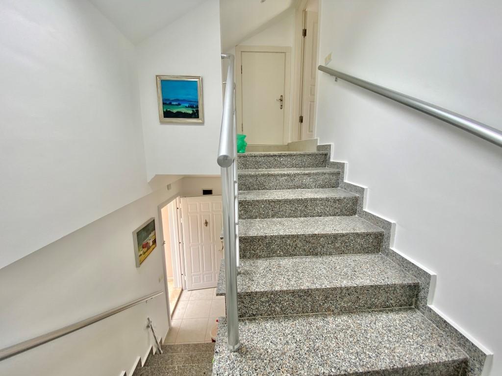 MAY2748 - Photo 20