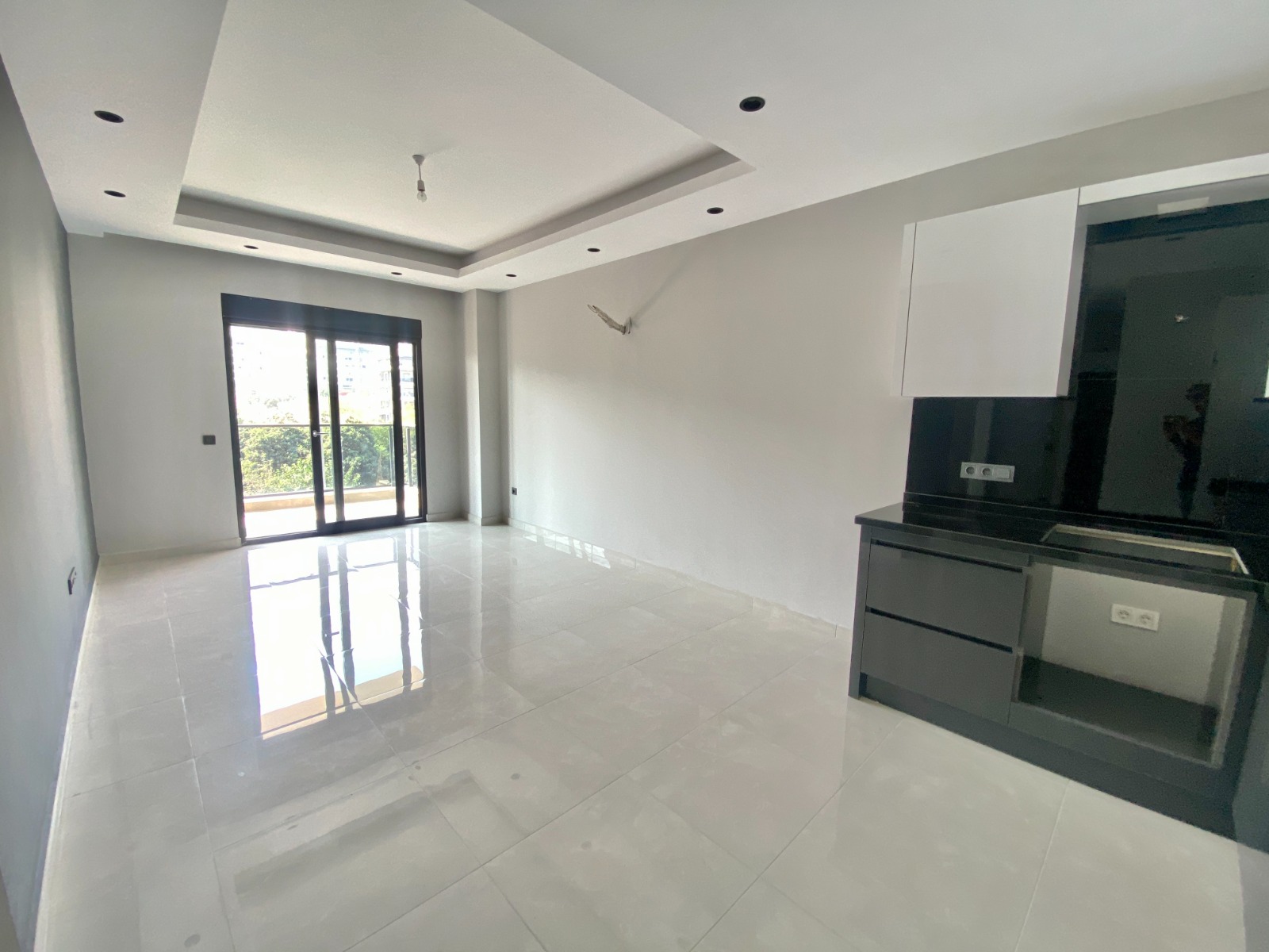 MAY2745 - Photo 12