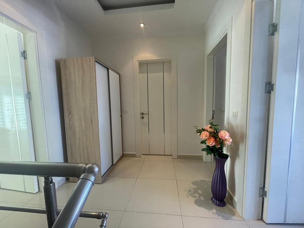 MAY2687 - Photo 23