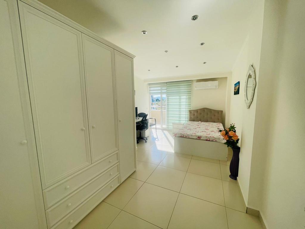MAY2687 - Photo 24
