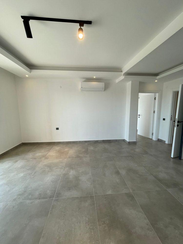 MAY2707 - Photo 13